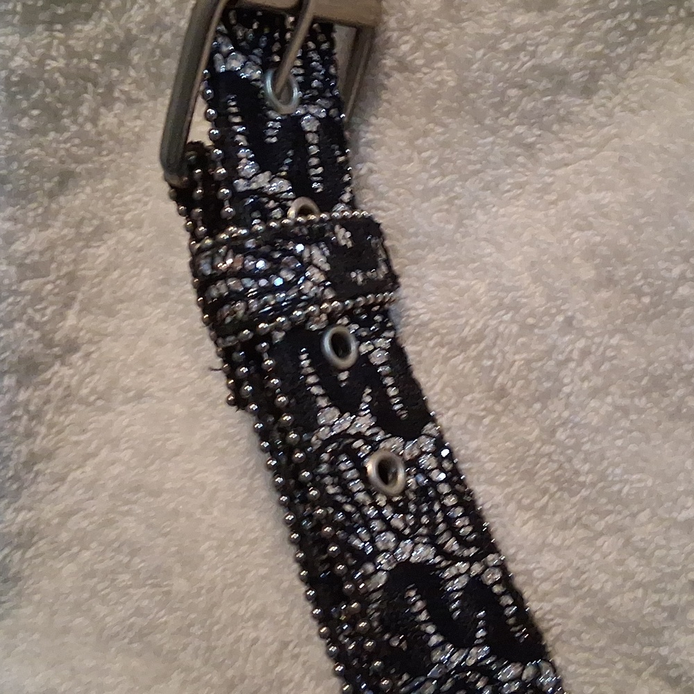 Belt - Picture 2 of 5